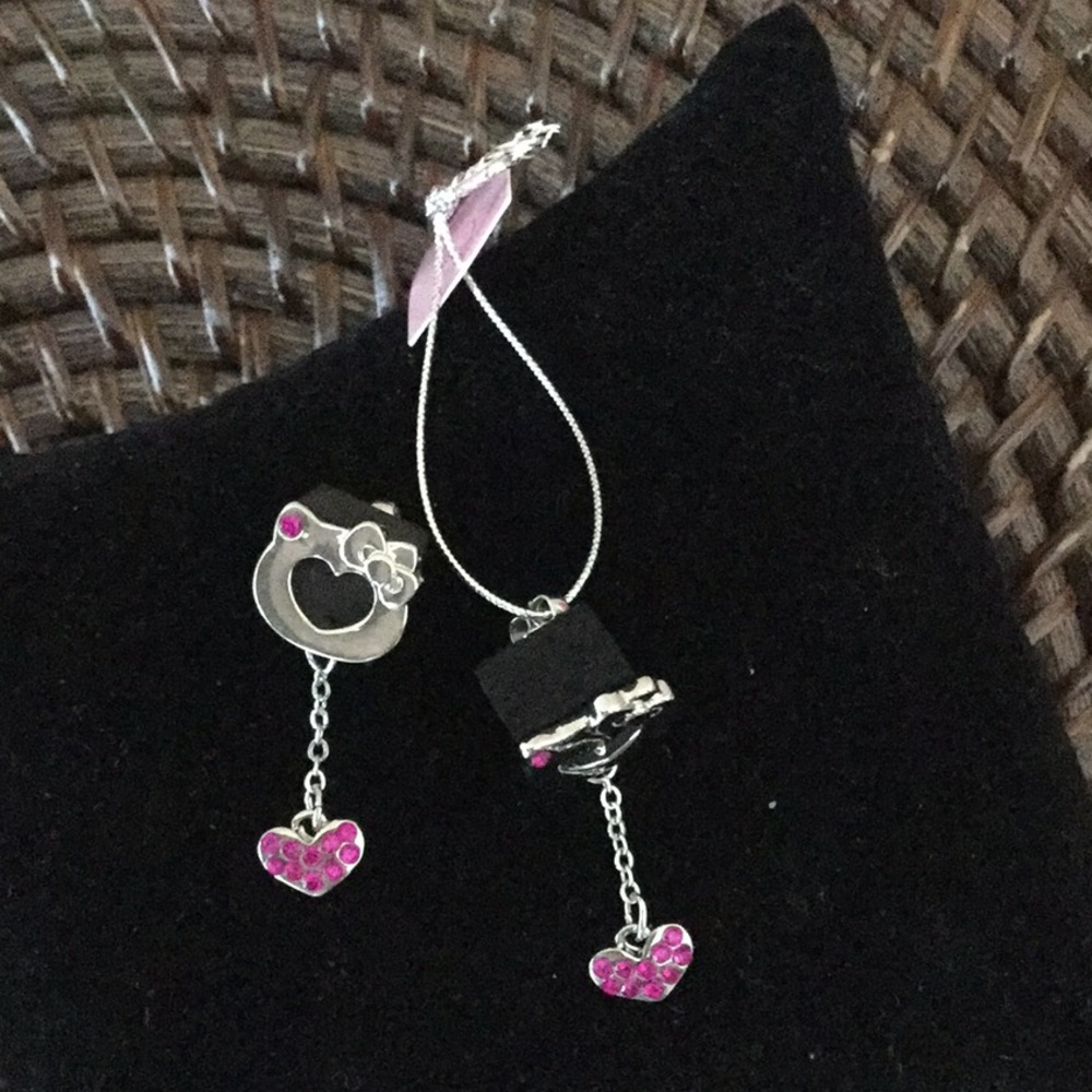 Hello kitty earrings, sanrio